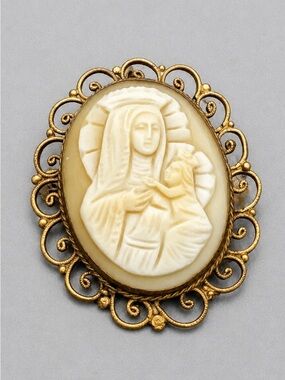 Vintage Mother and Child Shell Cameo Brooch #p19